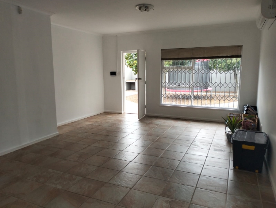 To Let commercial Property for Rent in Durbanville Western Cape